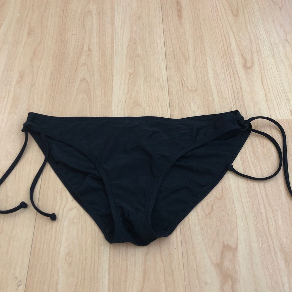 Seafolly | Black Bikini Bottom with keyhole side tie - Picture 2 of 5